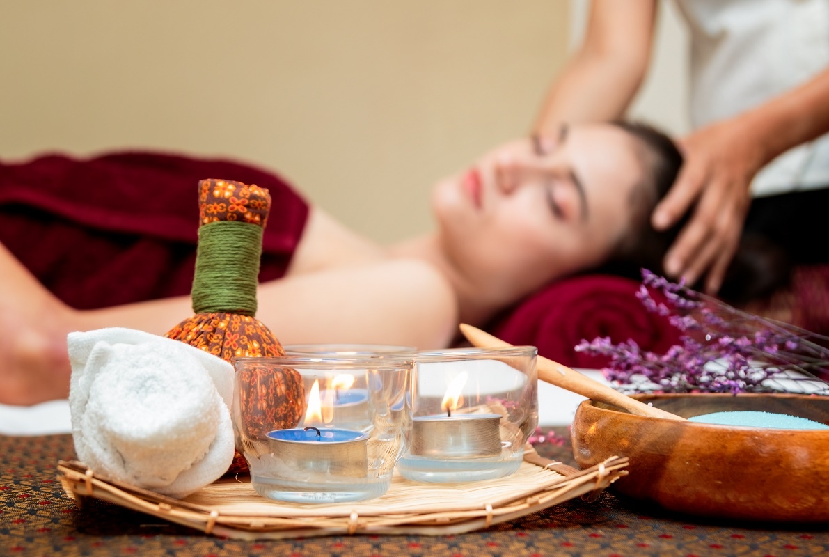 luxury golden triangle tour package