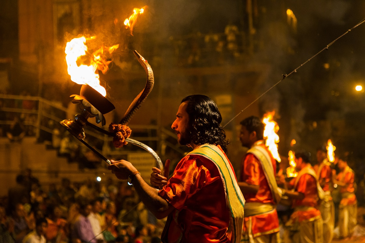 golden triangle tour with varanasi package