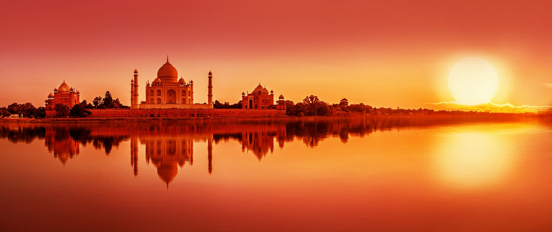 golden triangle tour with varanasi and holi in jaipur tour