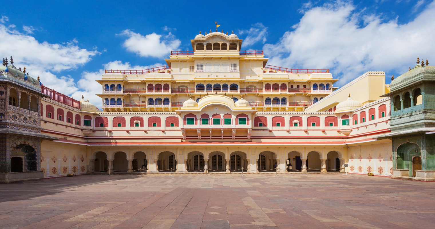 golden triangle tour with holi package in jaipur