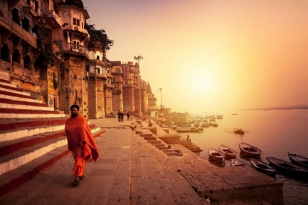 Your Ultimate Travel Guide to Varanasi