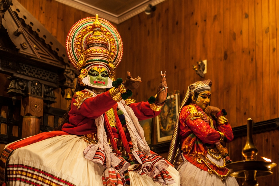 Backwaters of Kerala with Spiritual Tamil Nadu