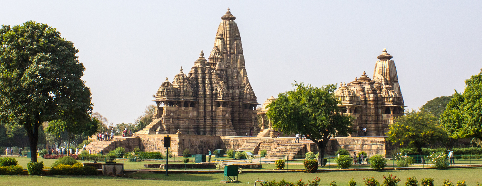 All Women - Golden Triangle Tour with Orchha, Khajuraho and Varanasi