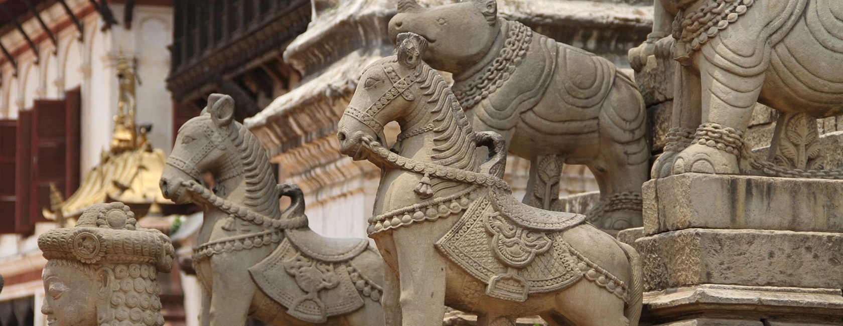 Full Day Private Sightseeing Tour of Pashupatinath Boudhanath and Bhaktapur City